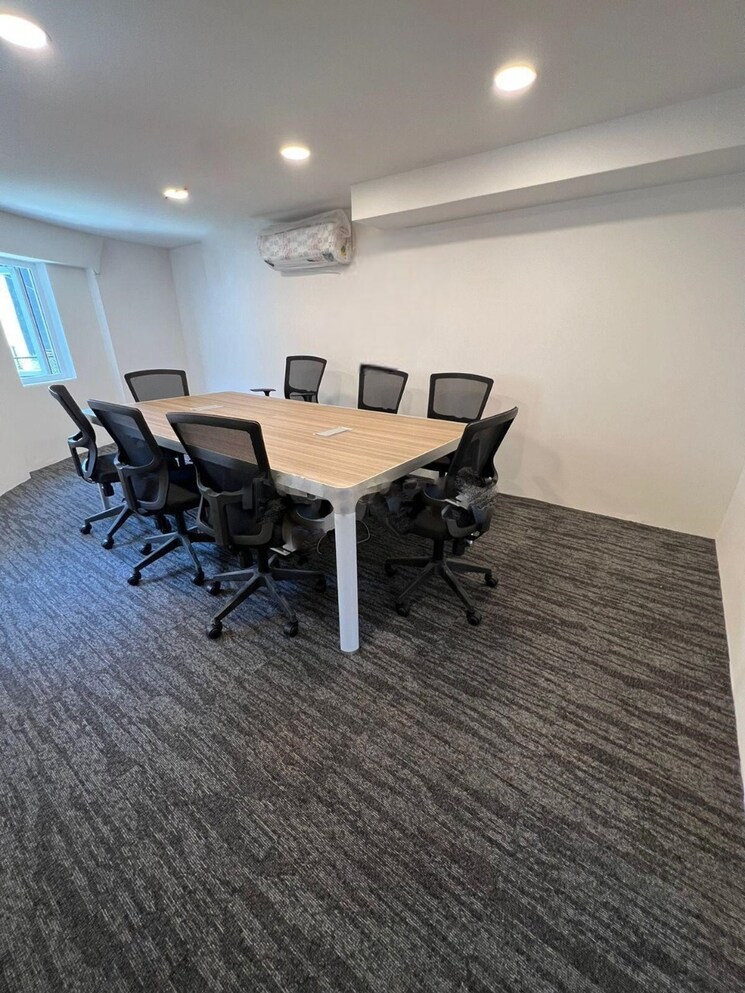 Team Area, koregaon park Commercial Office Space 2500 Sq.Ft. In Koregaon Park Pune 8932399