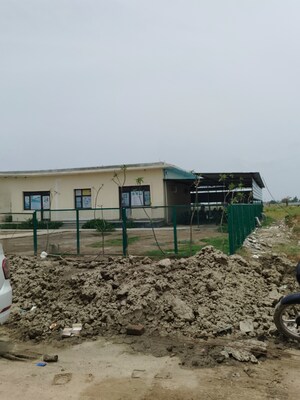  Plot – Exterior View View at Chhata - for Sale