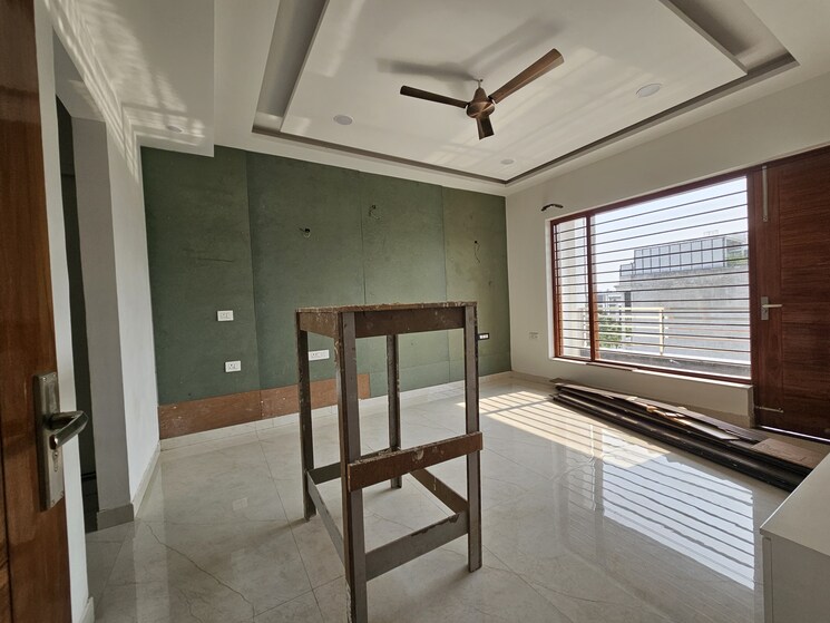 Kitchen, parklands 4 Bedroom 350 Sq.Yd. Builder Floor In Sector 85 Faridabad 8932475