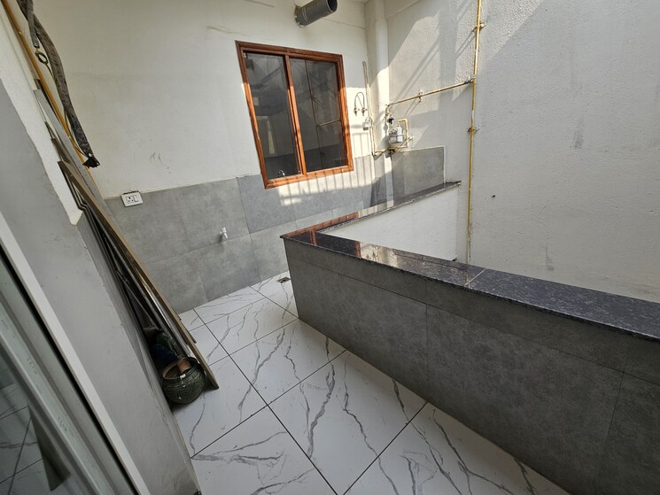 Balcony, parklands 4 Bedroom 350 Sq.Yd. Builder Floor In Sector 85 Faridabad 8932475