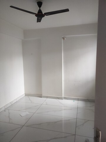 Room in 3 BHK Apartment at Hatia – for Rent