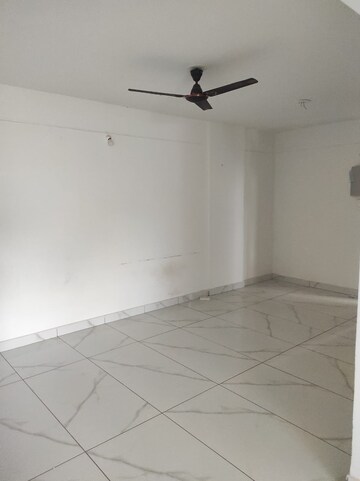 Room in 3 BHK Apartment at Hatia – for Rent