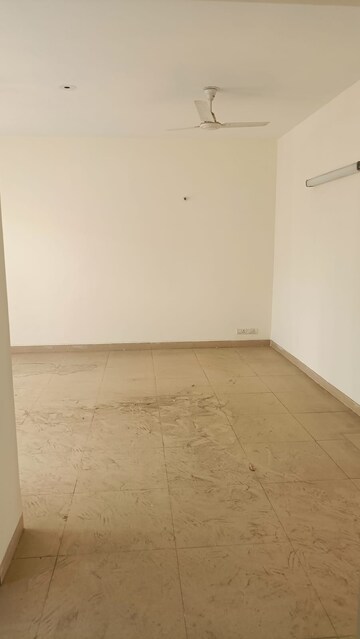 2 BHK Apartment For Rent in Signature Global The Roselia, Sector 95a