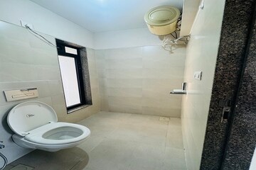 Bathroom in 1.5 BHK Apartment at Runwal Forest Orchid, Kanjurmarg West – for Rent