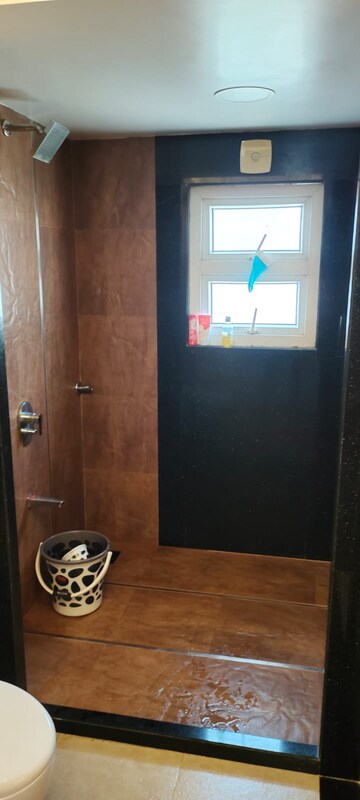 Bathroom in 4 BHK Villa at Vashi Sector 7 – for Sale