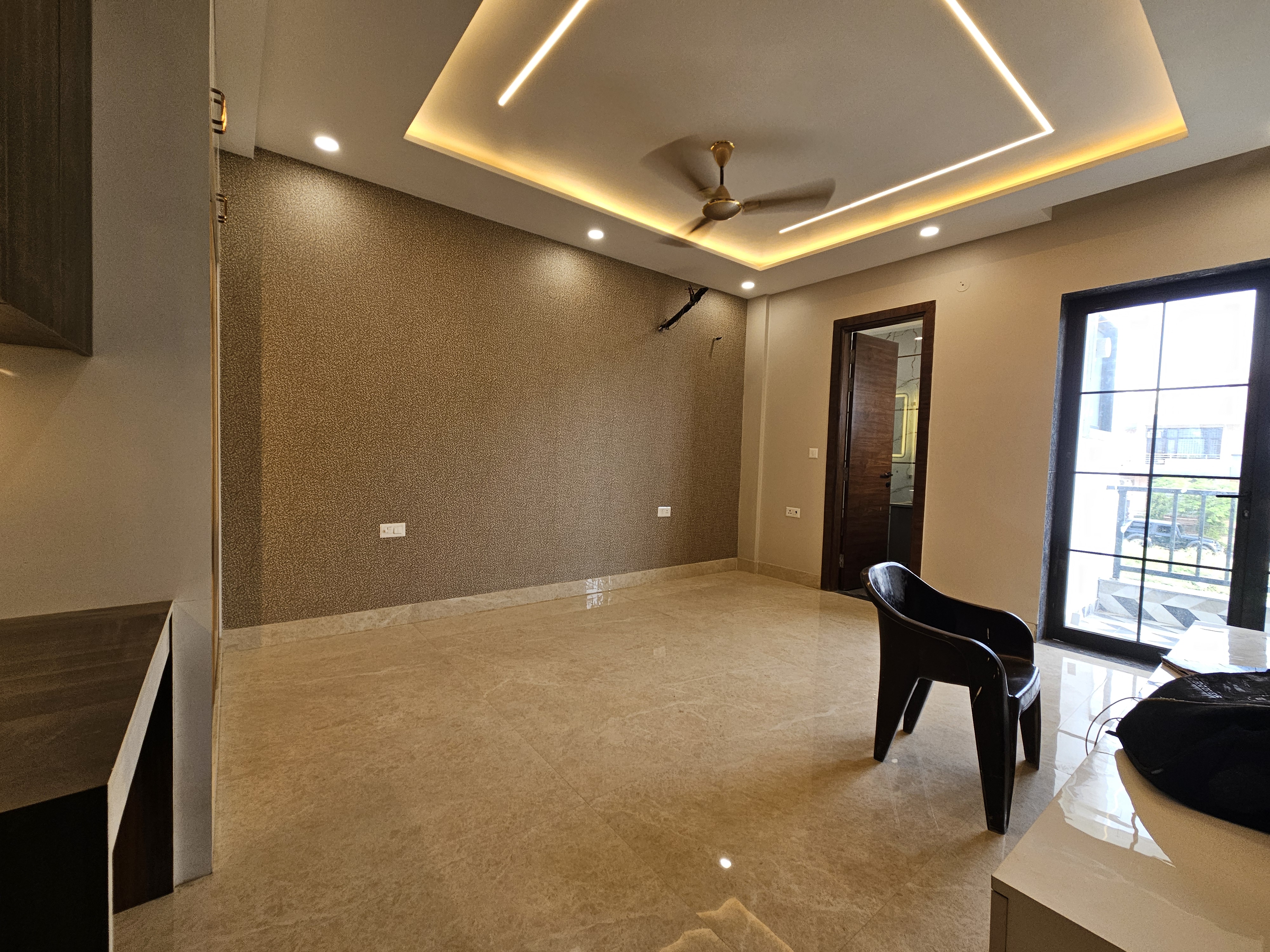 4 BHK + Pooja Room 350 Sq.Ft. Builder Floor in Parklands