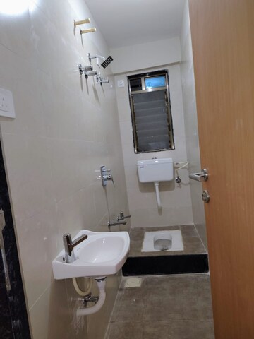 Bathroom in 1 BHK Apartment at Soundlines Florence Tower, Lower Parel – for Rent