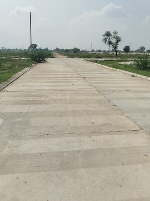  Plot For Sale in Chhatikara