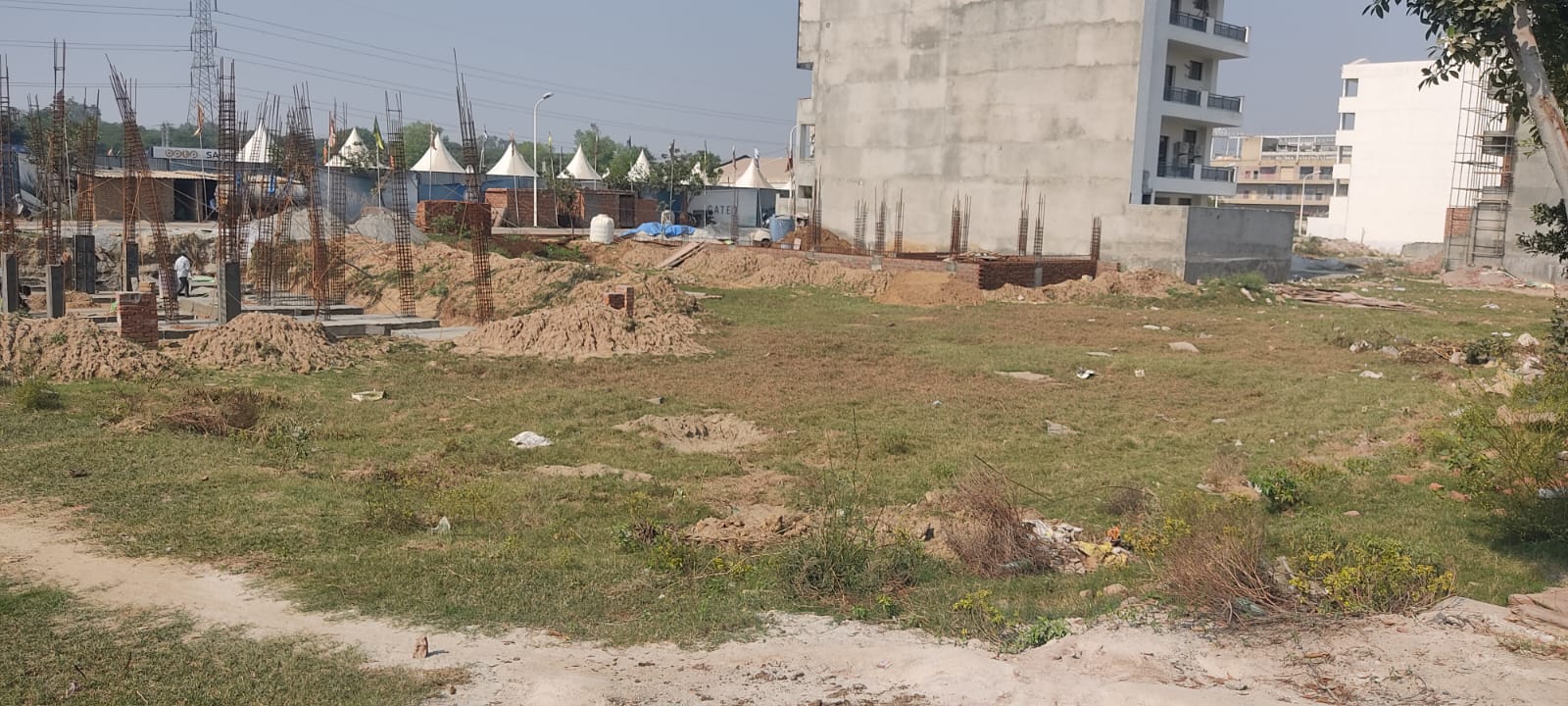 Plot For Sale in Parklands