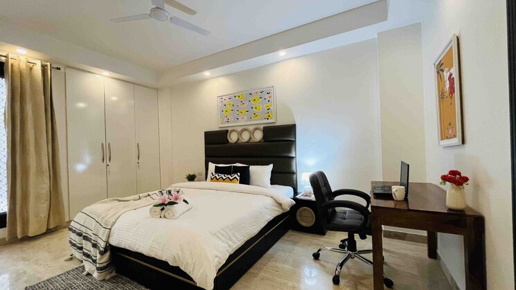 Bedroom, green park 3.5 Bedroom 2000 Sq.Ft. Penthouse In Green Park Delhi 8932572