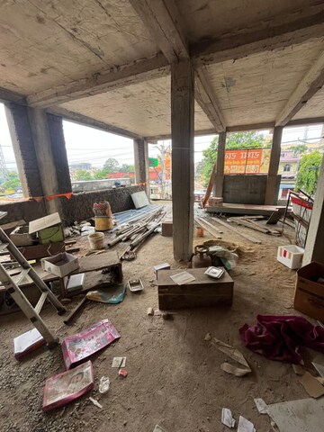Living Room in  Shop at Tupudana – for Rent