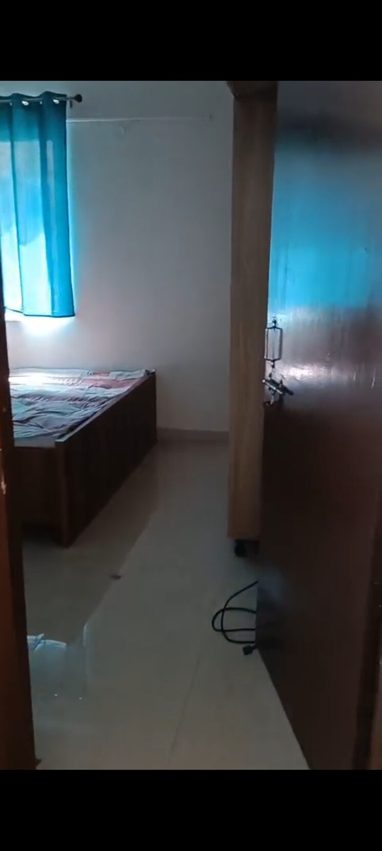 Room, gls-avenue-51 2.5 Bedroom 735 Sq.Ft. Apartment In Sector 92 Gurgaon 8932638