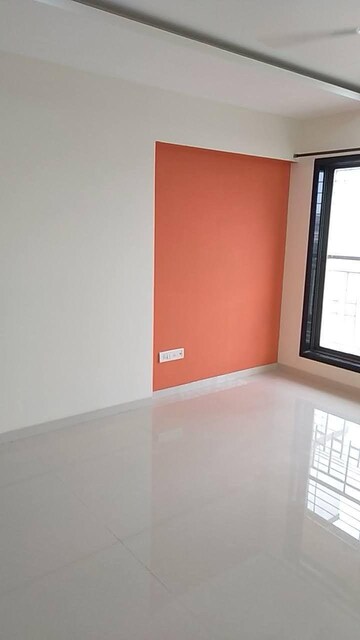 Room in 1 BHK Apartment at Palash Towers, Andheri West – for Sale