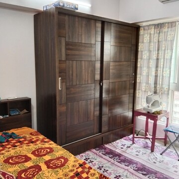 Bedroom in 2 BHK Apartment at Lodha Amara, Sandoz Baug – for Rent