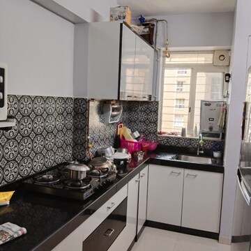 Kitchen in 2 BHK Apartment at Lodha Amara, Sandoz Baug – for Rent