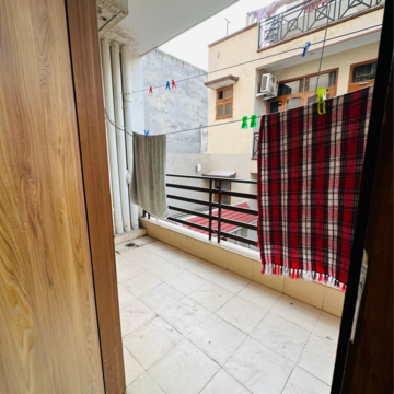 Balcony in  Pg at Sector 46 – for Rent