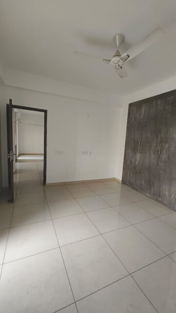 Room in 3 BHK Apartment at Gardenia Square I, Dundahera – for Sale