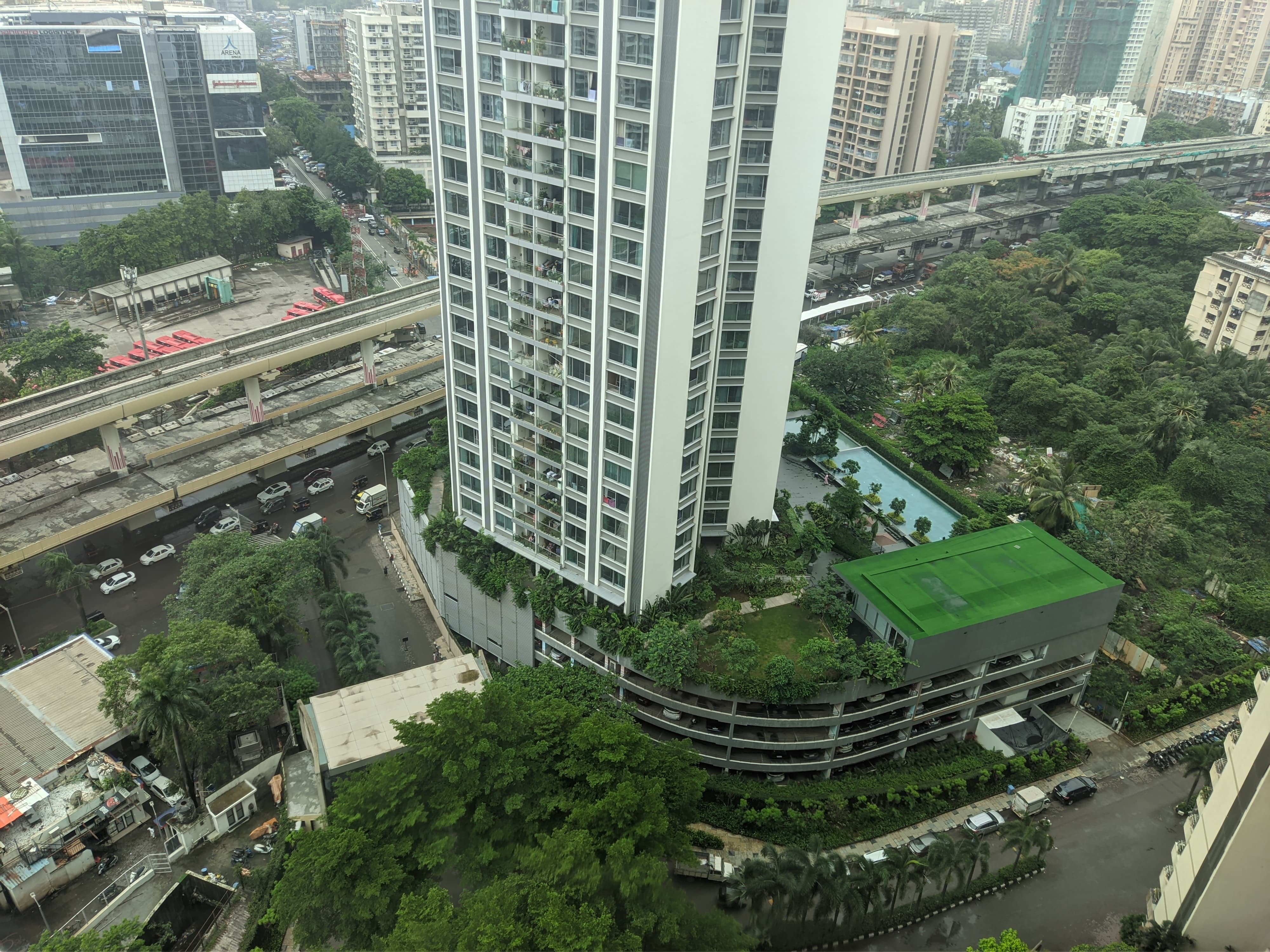 3 BHK + Pooja Room 1330 Sq.Ft. Apartment in Oberoi Maxima