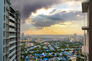 Swimming Pool in 3 BHK Apartment at Oberoi Maxima, Andheri East – for Sale