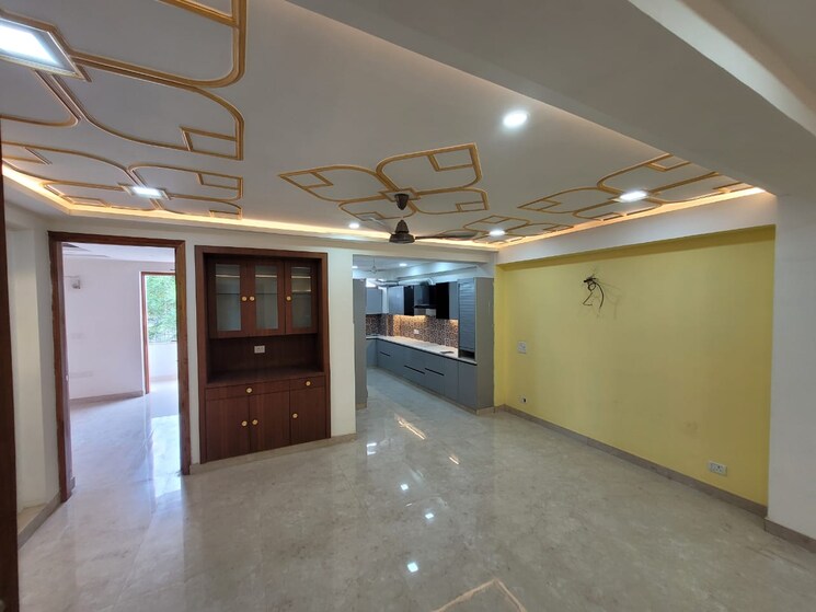 Room, parklands 3 Bedroom 250 Sq.Yd. Builder Floor In Sector 85 Faridabad 8932778