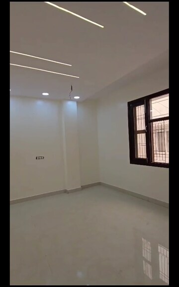 Room in 4 BHK Builder Floor at Burari – for Sale