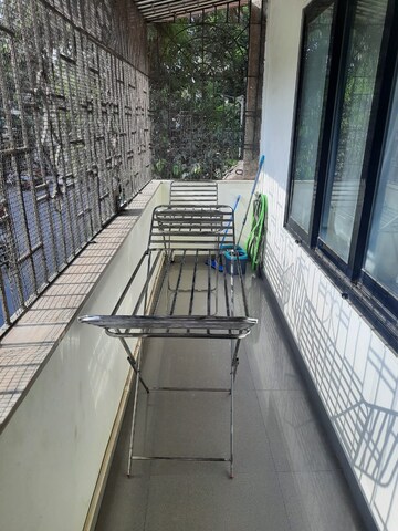 Balcony in 1 BHK Builder Floor at Sector 7 – for Rent