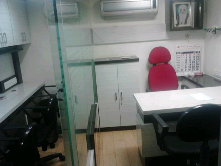Office Space For Rent in Mall