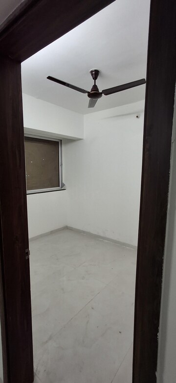 Room in 2.5 BHK Apartment at Somani Dream Home, Punawale – for Rent