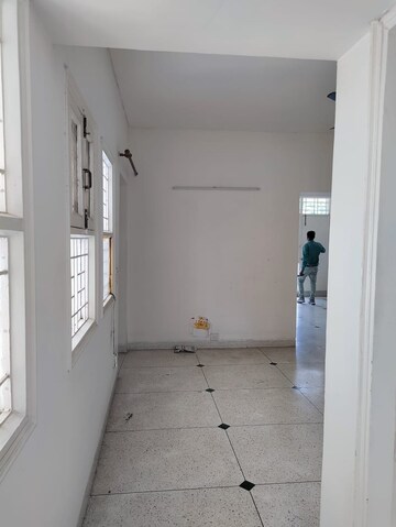 Bathroom in 3.5 BHK Builder Floor at Unitech South City II, Sector 50 – for Rent
