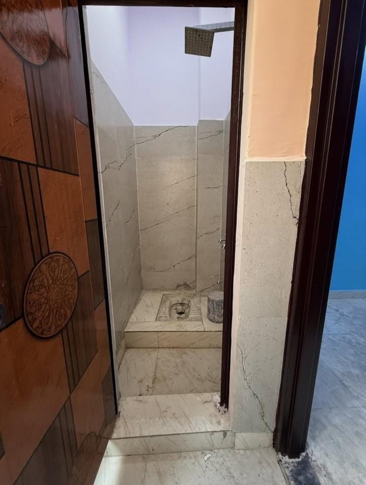 Bathroom, sector 37 3.5 Bedroom 3150 Sq.Ft. Builder Floor In Sector 37 Faridabad 8932937
