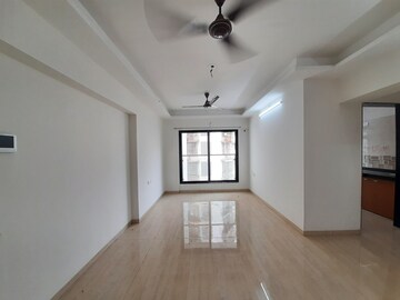 Room in 2 BHK Apartment at Je and Vee Vrindavan, Malad East – for Rent