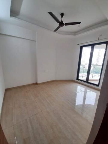 Room in 2 BHK Apartment at Je and Vee Vrindavan, Malad East – for Rent