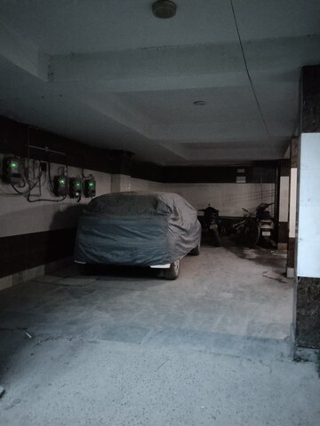 Parking in 2 BHK Builder Floor at Burari – for Sale