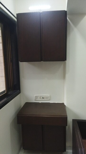 Furnished Amenities in 3 BHK Apartment at Ocean Gold, Prabhadevi – for Rent