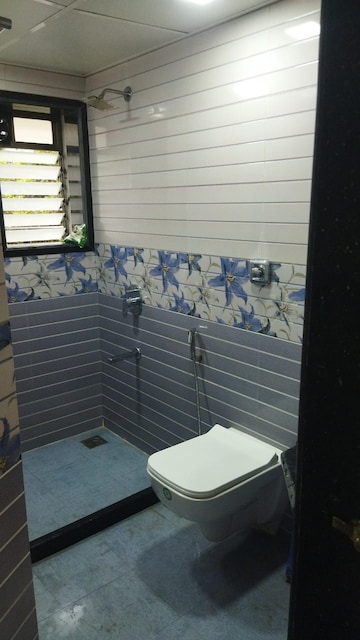Bathroom in 3 BHK Apartment at Ocean Gold, Prabhadevi – for Rent