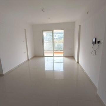 Room in 2.5 BHK Apartment at Krisala 41 Elite, Tathawade – for Sale