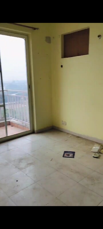 Room in 2 BHK Apartment at Shiv Sai Park Apartments, Sector 87 – for Sale