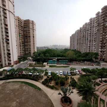 4 BHK Apartment For Rent in Supertech Cape Town, Sector 74