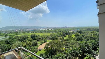 Plot Area in 3 BHK Apartment at Bhakti Park – for Rent