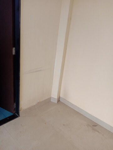 Room in 3 BHK Apartment at Mohan Mansion CHS, Chunabhatti – for Sale