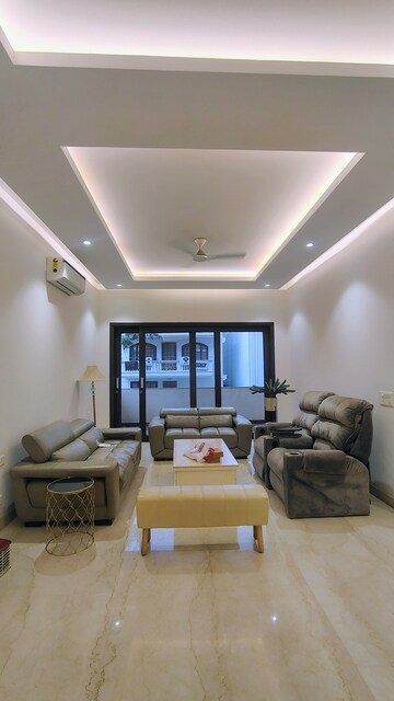 4 BHK Builder Floor For Rent in DLF City Phase IV, Dlf Phase iv