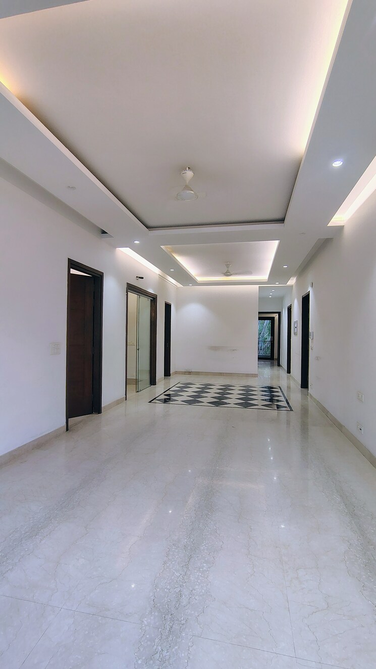 Room, dlf-city-phase-iv 4 Bedroom 3544 Sq.Ft. Builder Floor In Dlf Phase iv Gurgaon 8933286