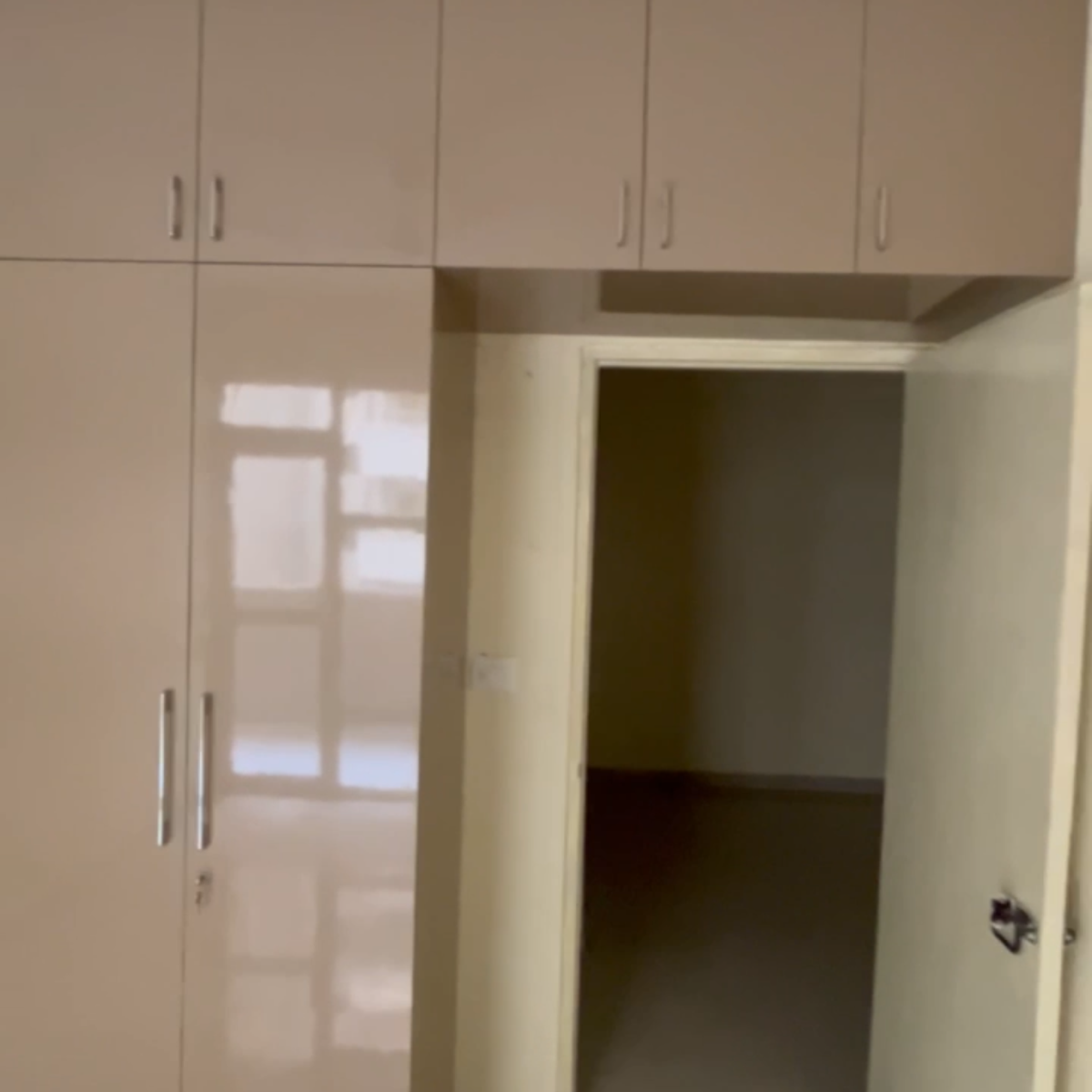 2 BHK Apartment For Rent in MRG The Balcony