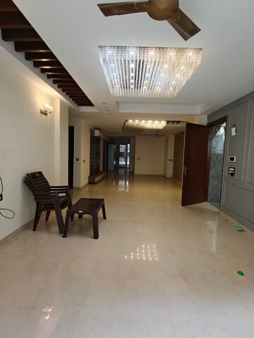 Living Room in 4 BHK Apartment at Aradhya Homes, Sector 67a – for Rent