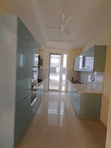 Building Lobby in 4 BHK Apartment at Aradhya Homes, Sector 67a – for Rent