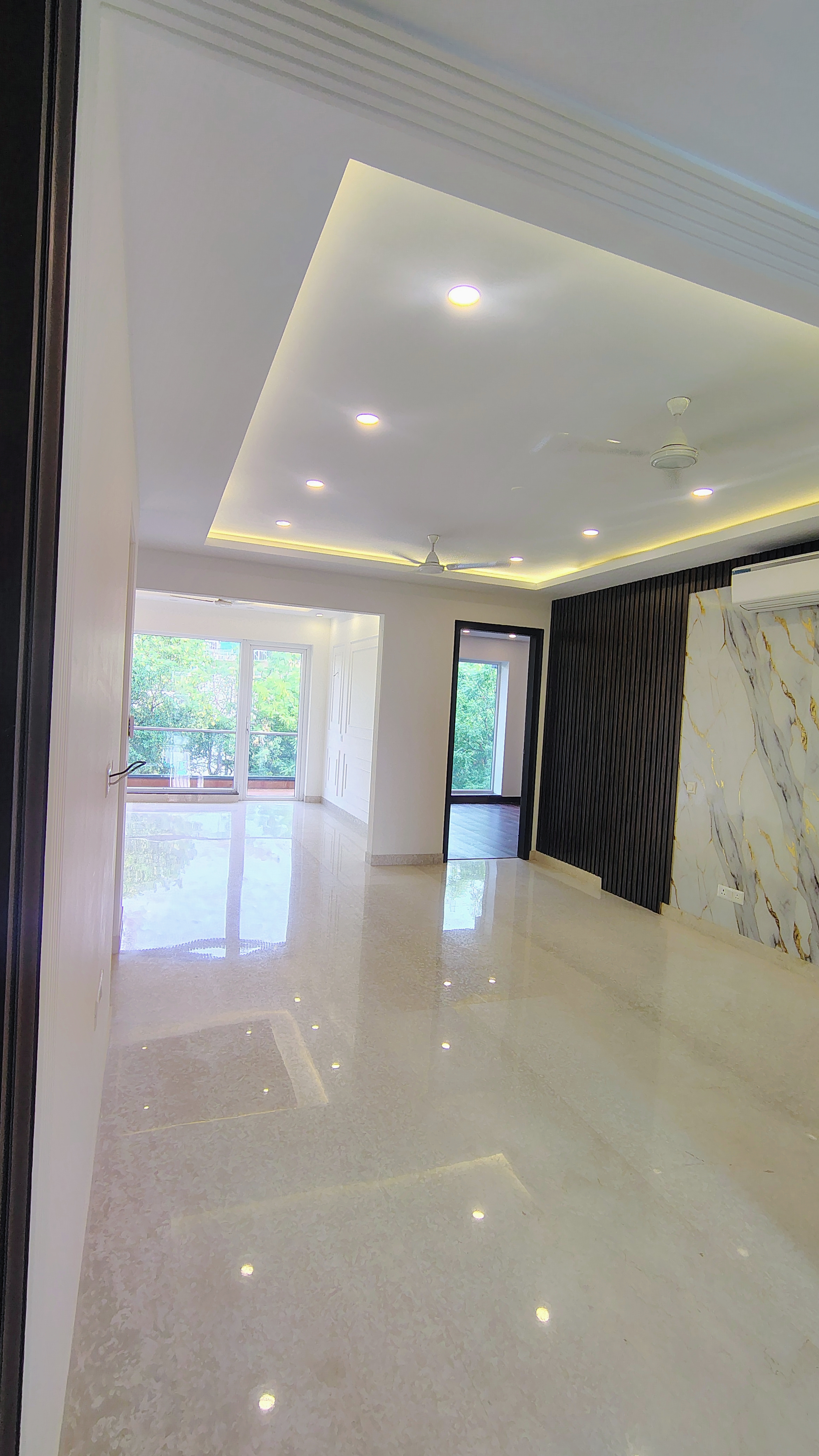 3 BHK + Pooja Room 2200 Sq.Ft. Builder Floor in DLF Atria