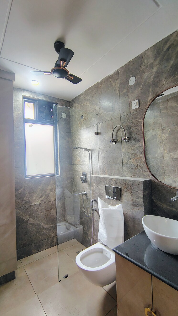 Bathroom, sushant-lok-2 3 Bedroom 1800 Sq.Ft. Builder Floor In Sector 57 Gurgaon 8933332
