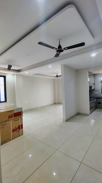 Kitchen in 3 BHK Builder Floor at Sushant Lok 2, Sector 57 – for Rent
