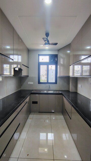 Kitchen in 3 BHK Builder Floor at Sushant Lok 2, Sector 57 – for Rent