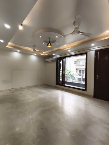 5 BHK Builder Floor For Rent in Super Mart 1, Sector 27
